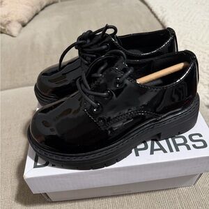 Shiny Black Lace-Up Shoes